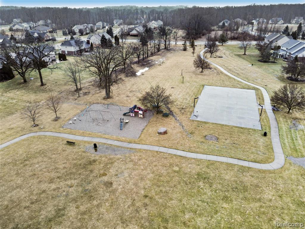 2325 Cristina Anne Court, Howell, MI 48855 — Photo 36