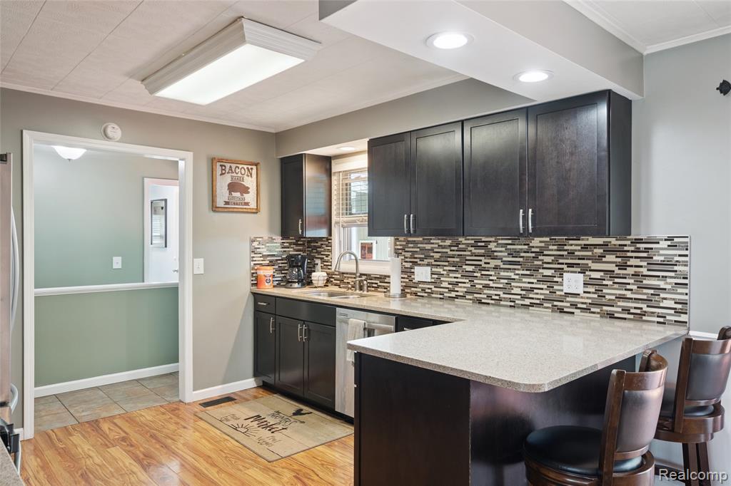 6524 Reilly Drive S, Gregory, MI 48137 — Photo 12