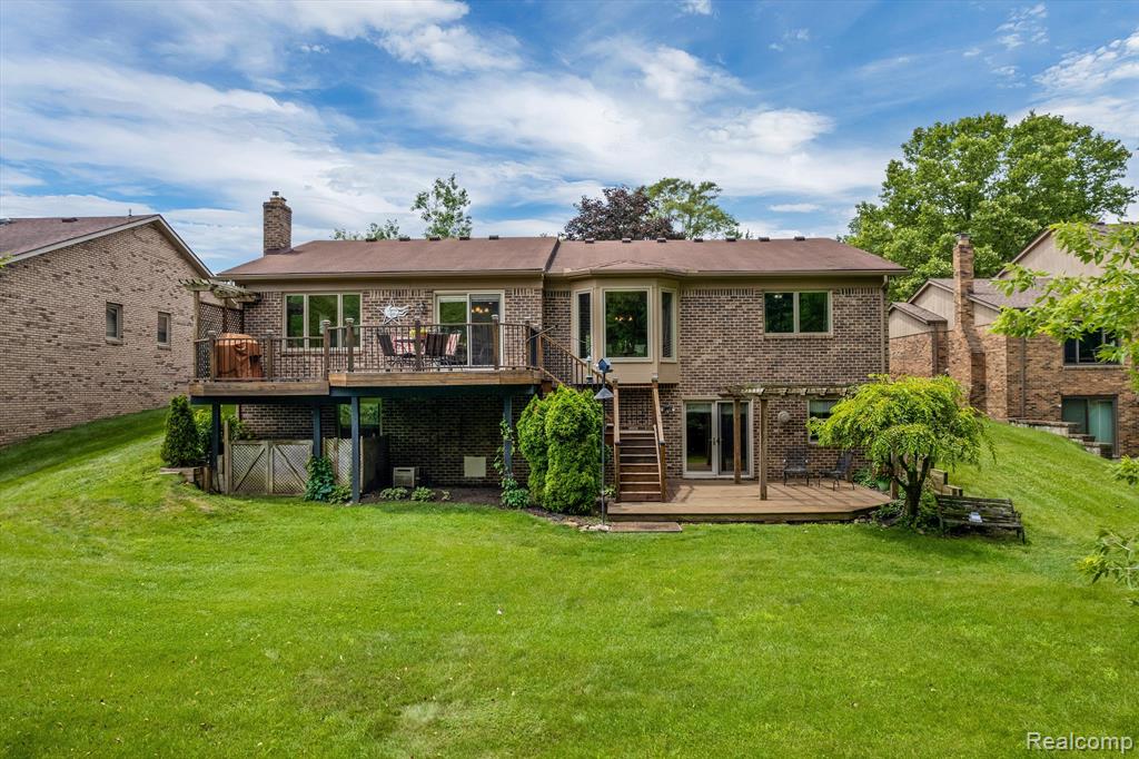 719 TEN POINT Drive, Rochester Hills, MI 48309 — Photo 35