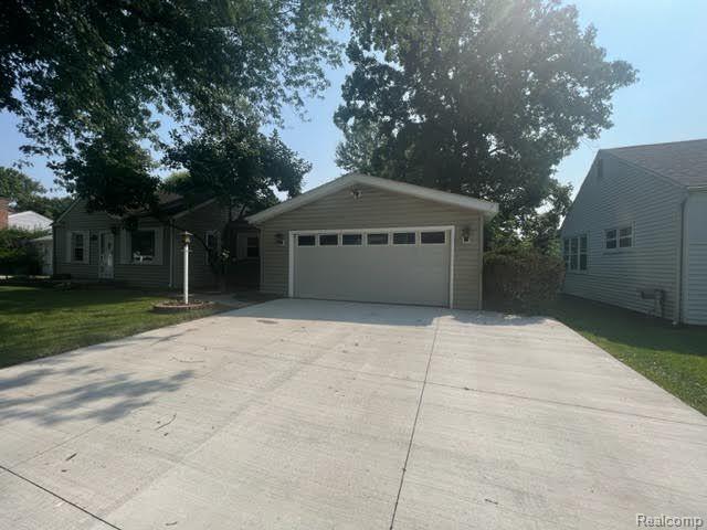 9024 MARLOWE Avenue, Plymouth, MI 48170 — Photo 23
