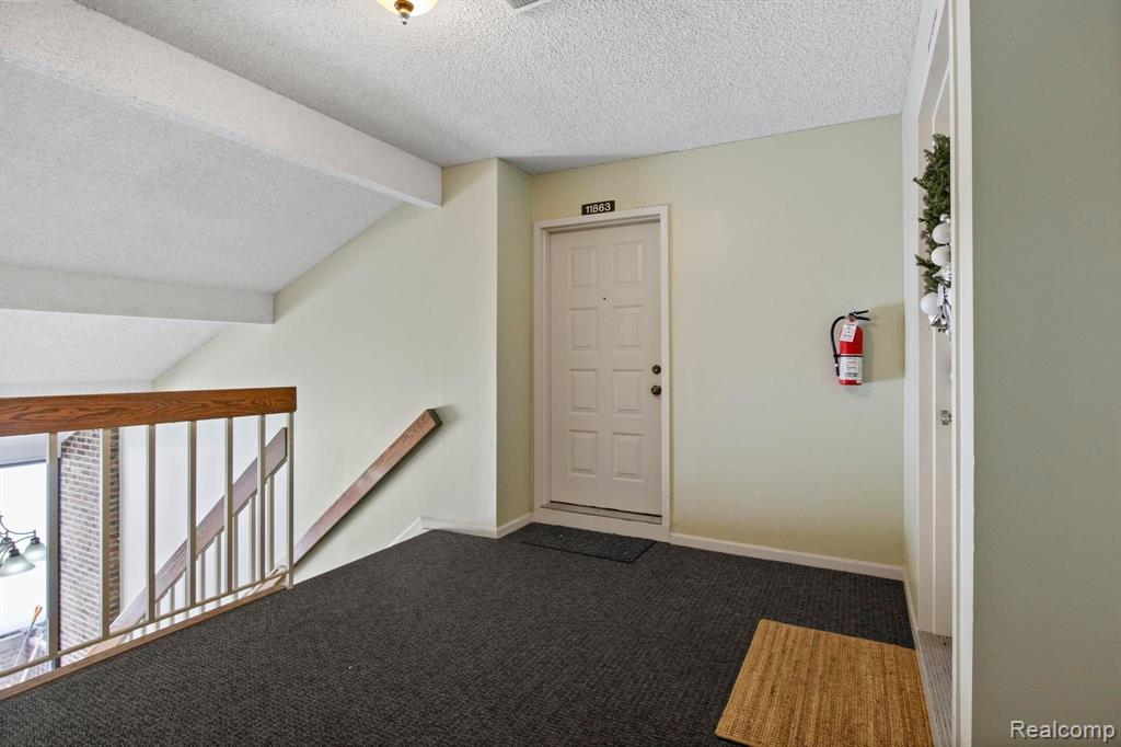 11863 SYCAMORE Drive, Plymouth, MI 48170 — Photo 6