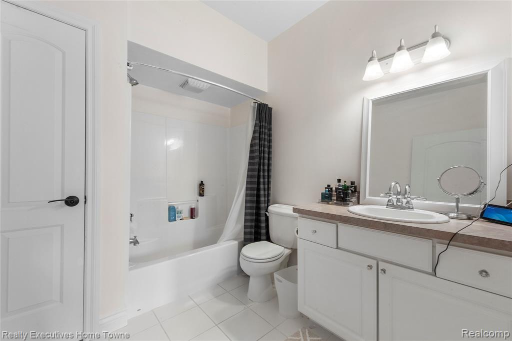 3279 SHOREWOOD Avenue, Fort Gratiot, MI 48059 — Photo 37