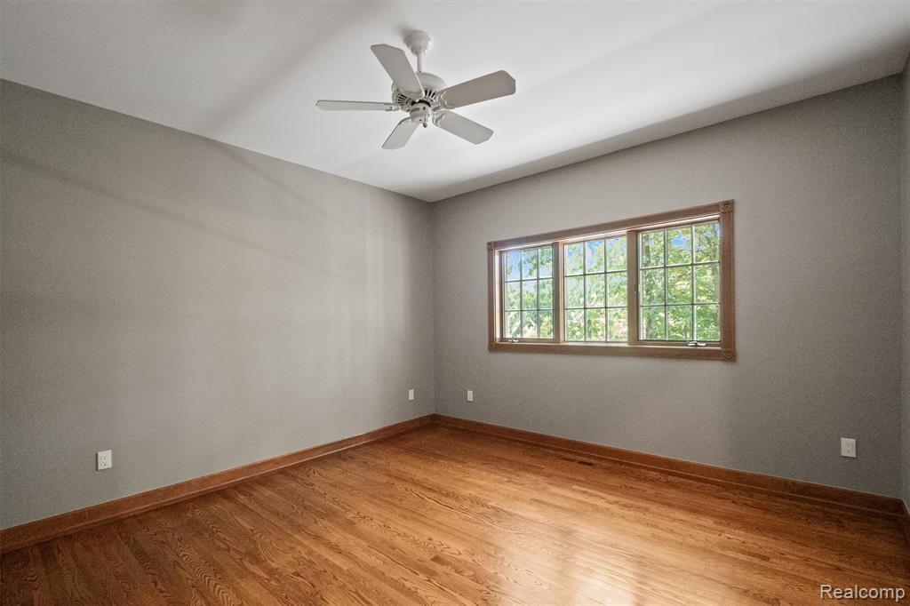 9736 Cross Creek Drive, South Lyon, MI 48178 — Photo 23