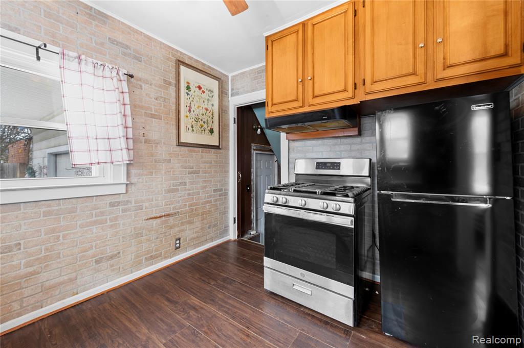 4841 Kempf Street, Waterford, MI 48329 — Photo 9