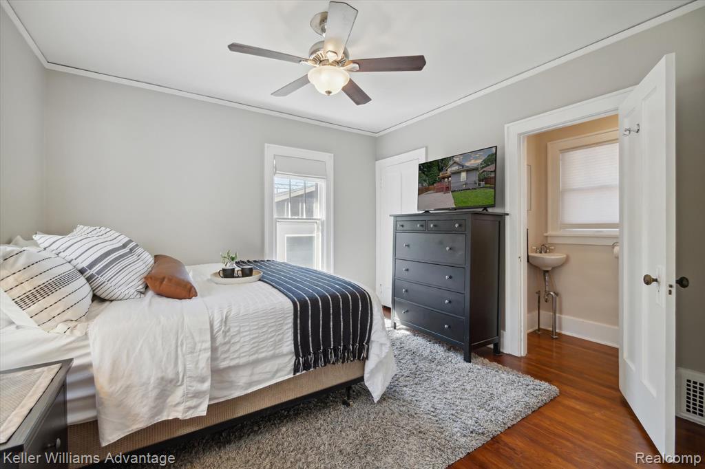 402 E 7th Street, Royal Oak, MI 48067 — Photo 17