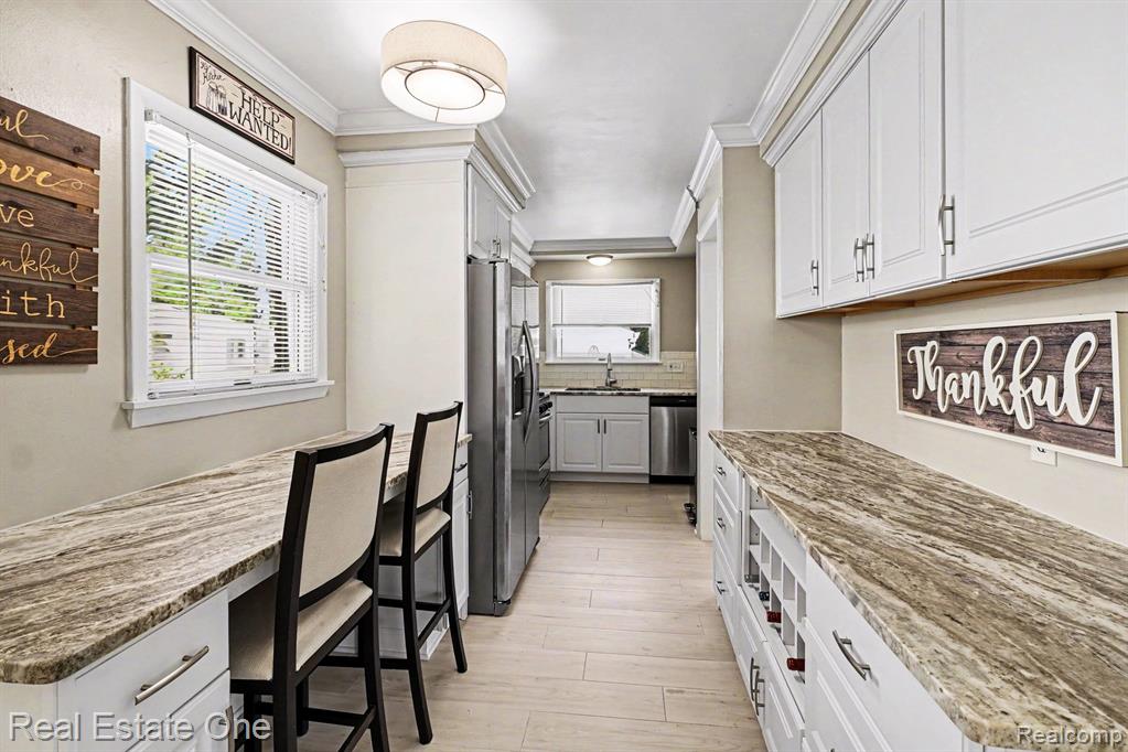 769 Manordale Court, Milford, MI 48381 — Photo 9