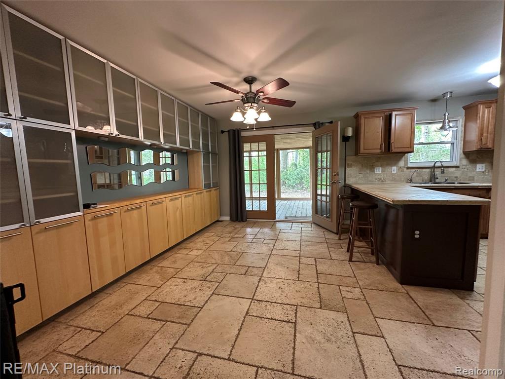 2482 Livernois Drive, Howell, MI 48843 — Photo 9