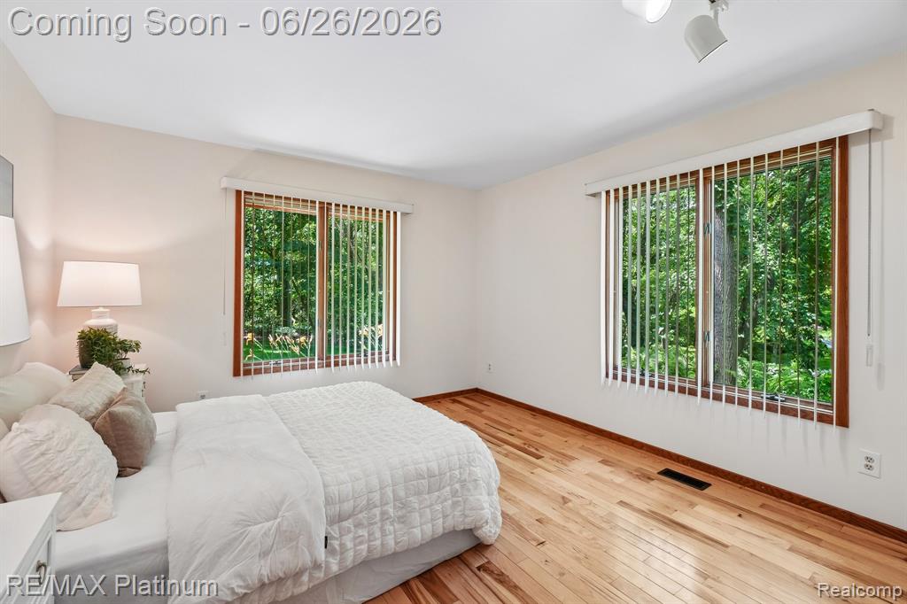 6100 Oak Valley Drive, Whitmore Lake, MI 48189 — Photo 16