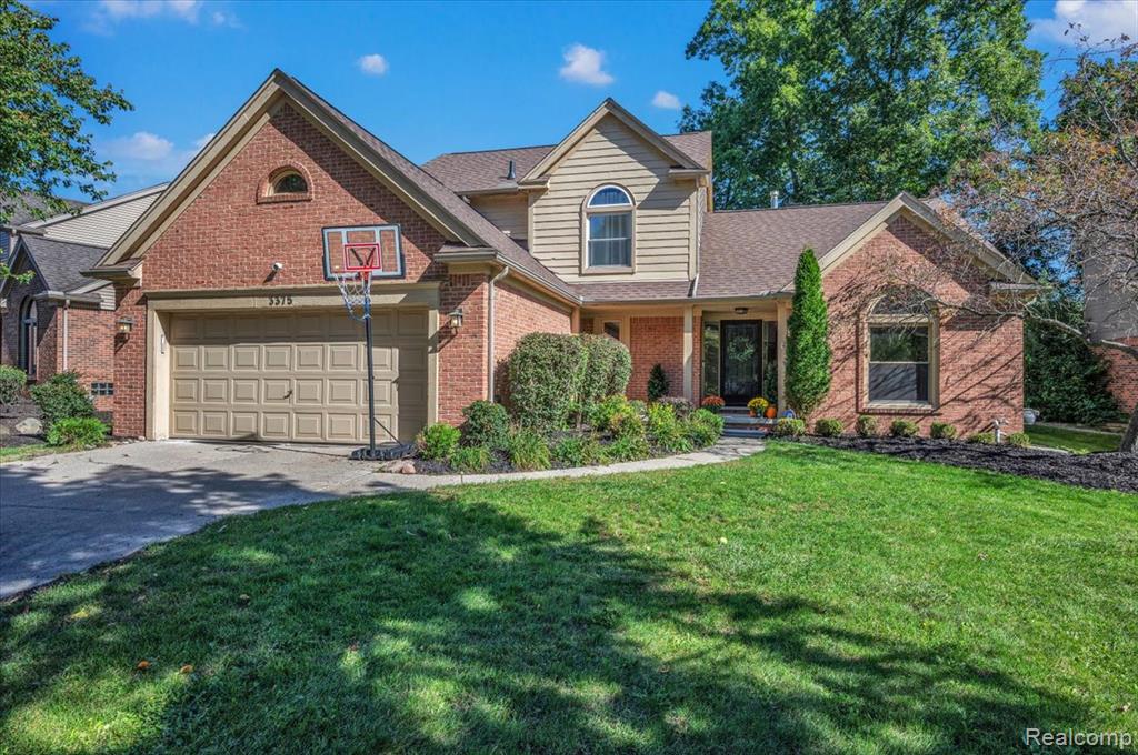 3375 Vardon Drive, Rochester Hills, MI 48307
