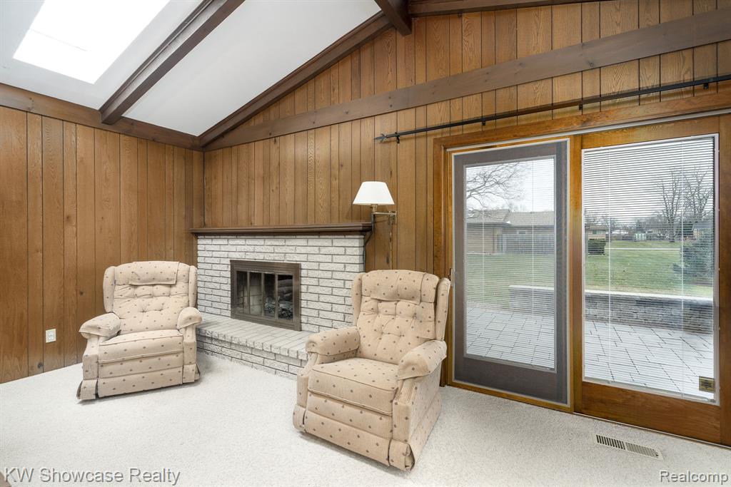 8141 Rene Court, White Lake, MI — Photo 27