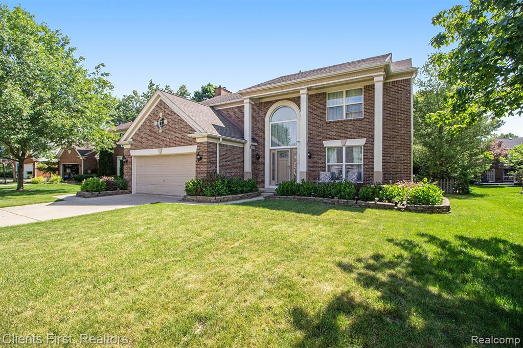 7140 OAKLEAF Court, Canton, MI 48187 — Photo 2