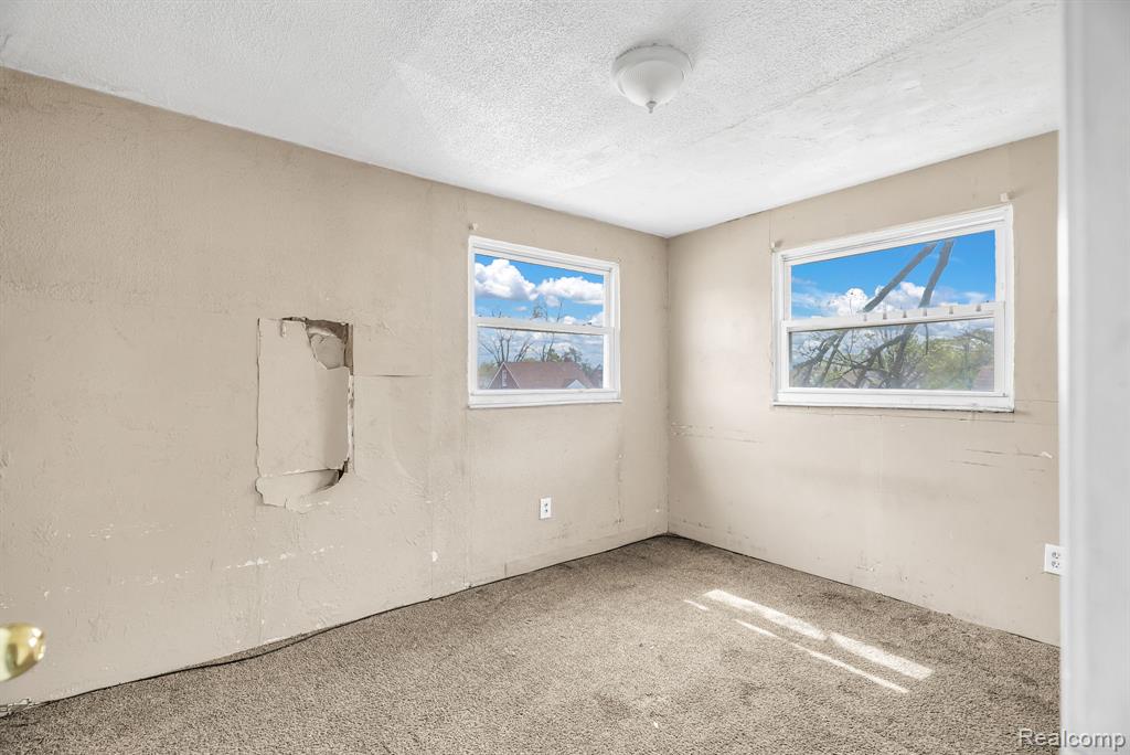 18505 Ashton Avenue, Detroit, MI 48219 — Photo 25