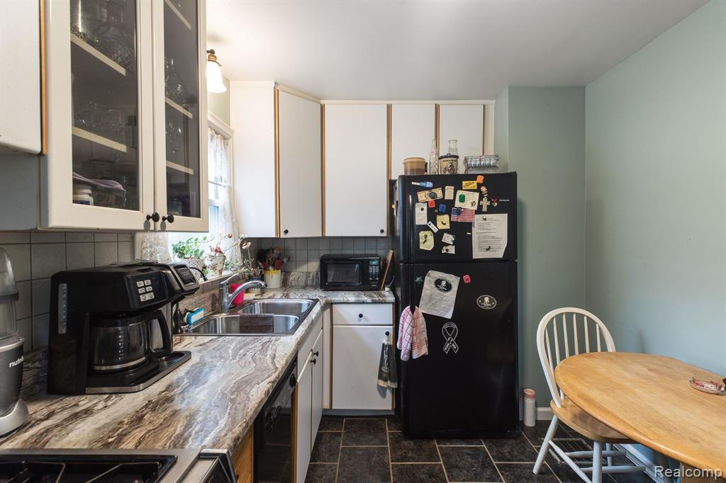 2551 Platt Road, Ann Arbor, MI 48104 — Photo 8