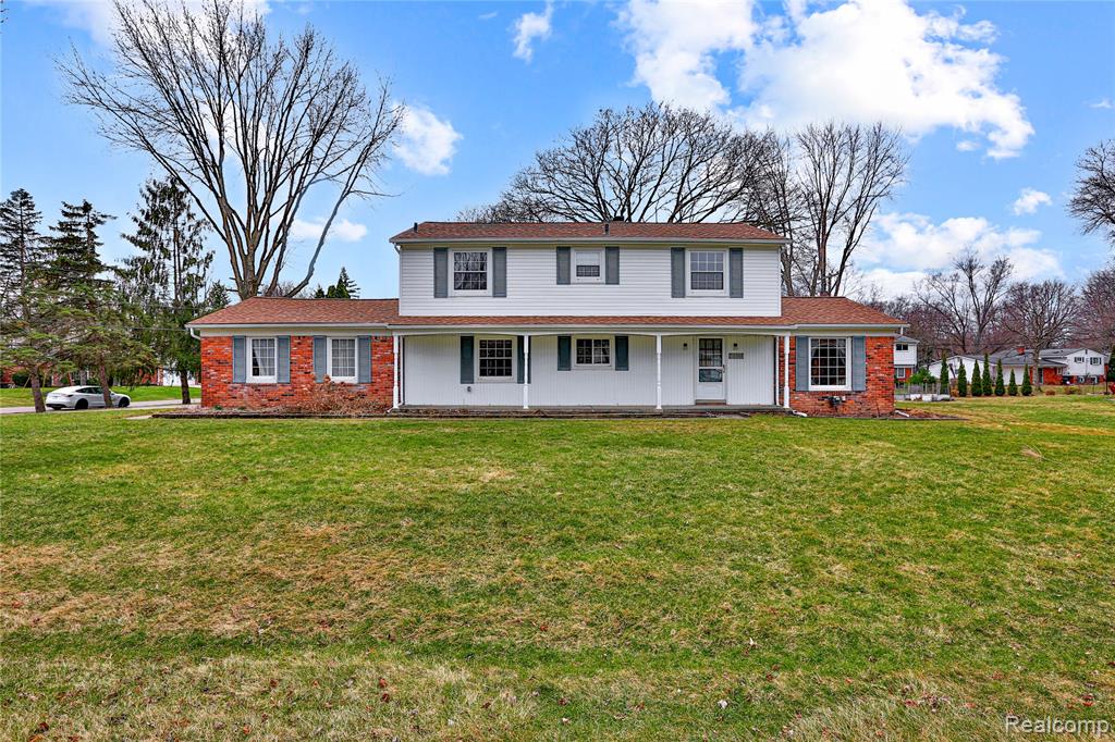 32319 Nottingwood Street, Farmington, MI 48334 — Photo 2