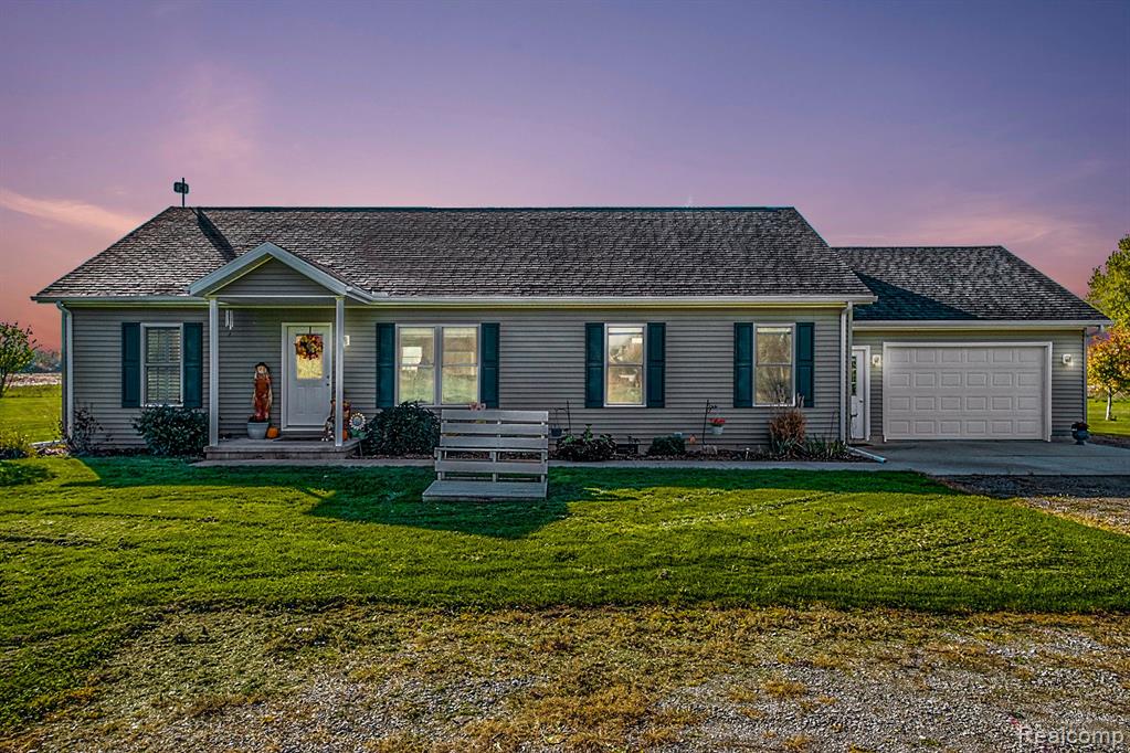3720 CASTLE Road, North Branch, MI 48461 — Photo 32