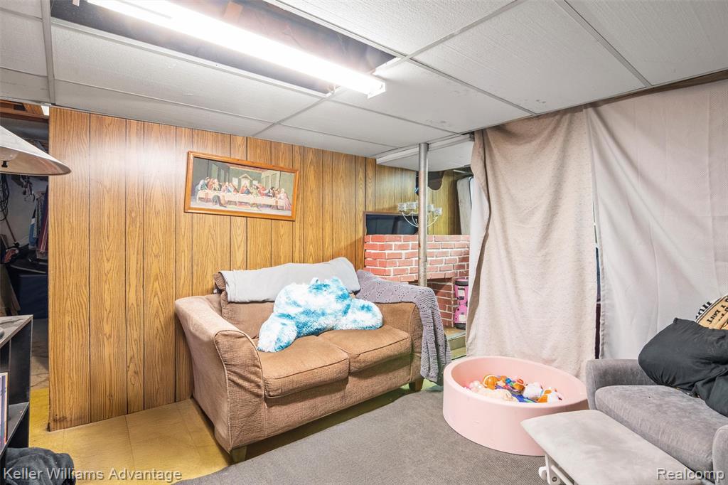 2085 Thomas Street, Lincoln Park, MI 48146 — Photo 35