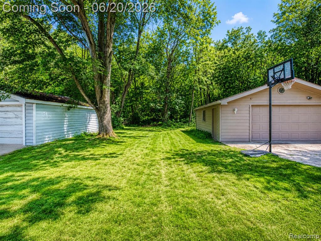 6631 Burnham Drive, Canton, MI 48187 — Photo 33