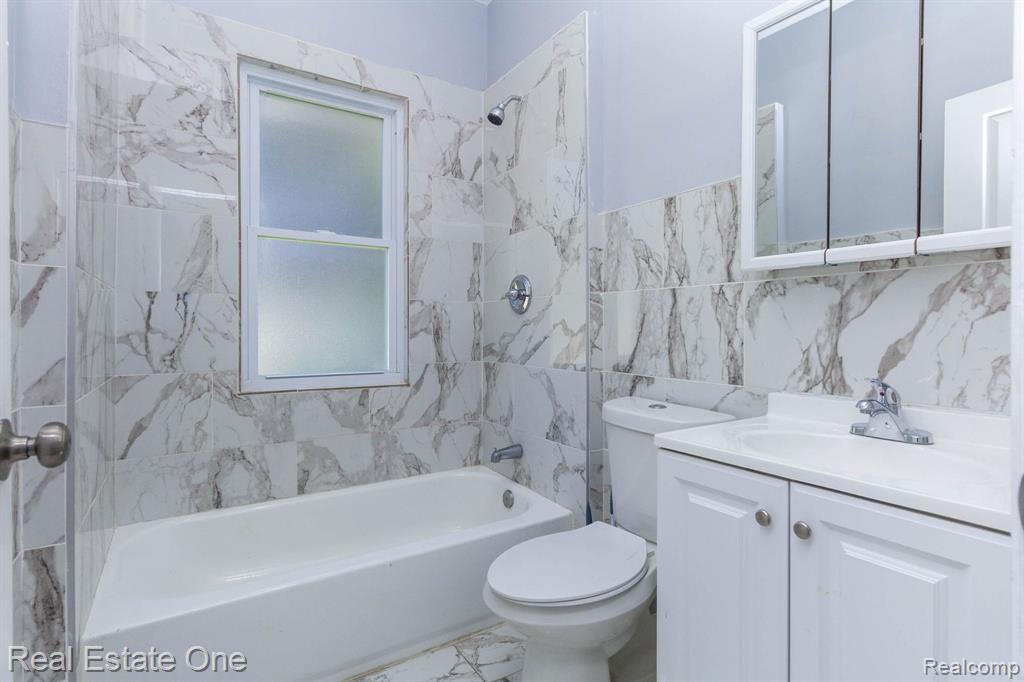 17172 Waltham Street, Detroit, MI 48205 — Photo 16