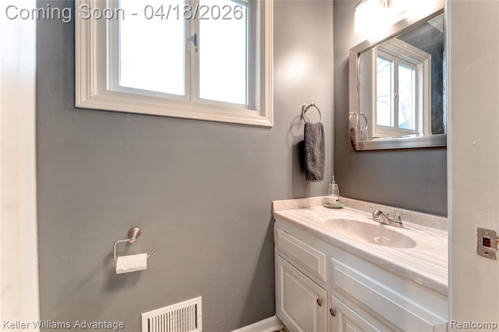 42730 Steepleview Street, Northville, MI 48168 — Photo 21