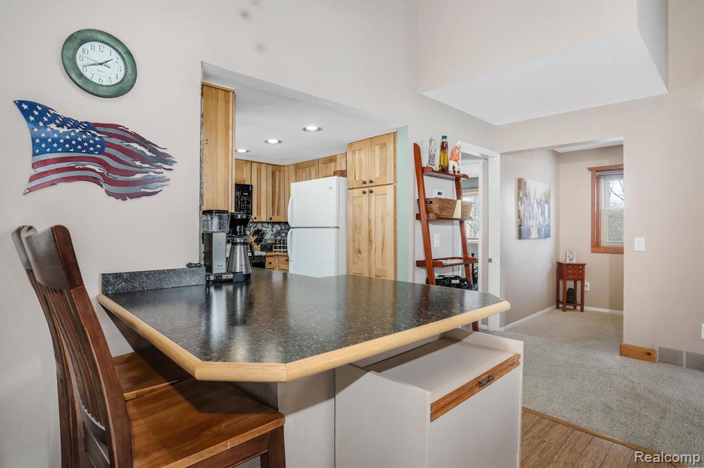 4985 MOHAWK Avenue, Clarkston, MI 48348 — Photo 19