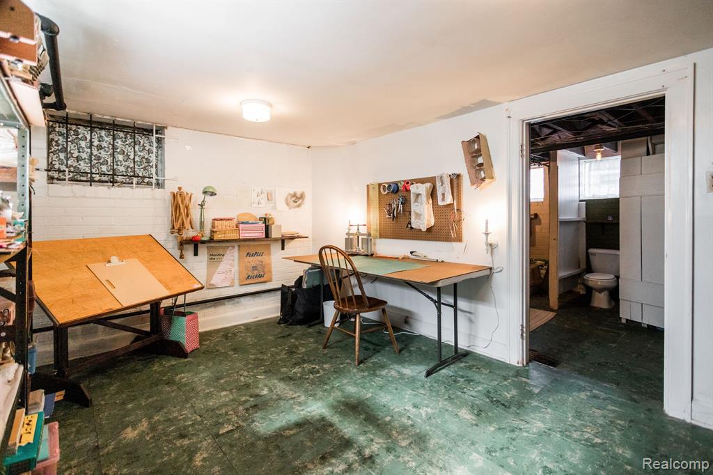5815 BUCKINGHAM Avenue, Detroit, MI 48224 — Photo 31