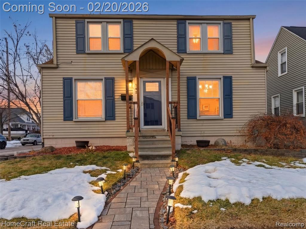 742 SAINT JOHN Street, Wyandotte, MI 48192 — front exterior