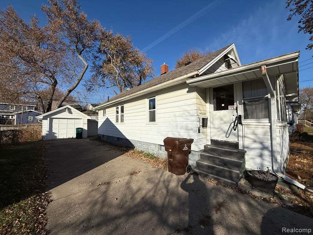 819 Cawood Street, Lansing, MI 48915 — Photo 2