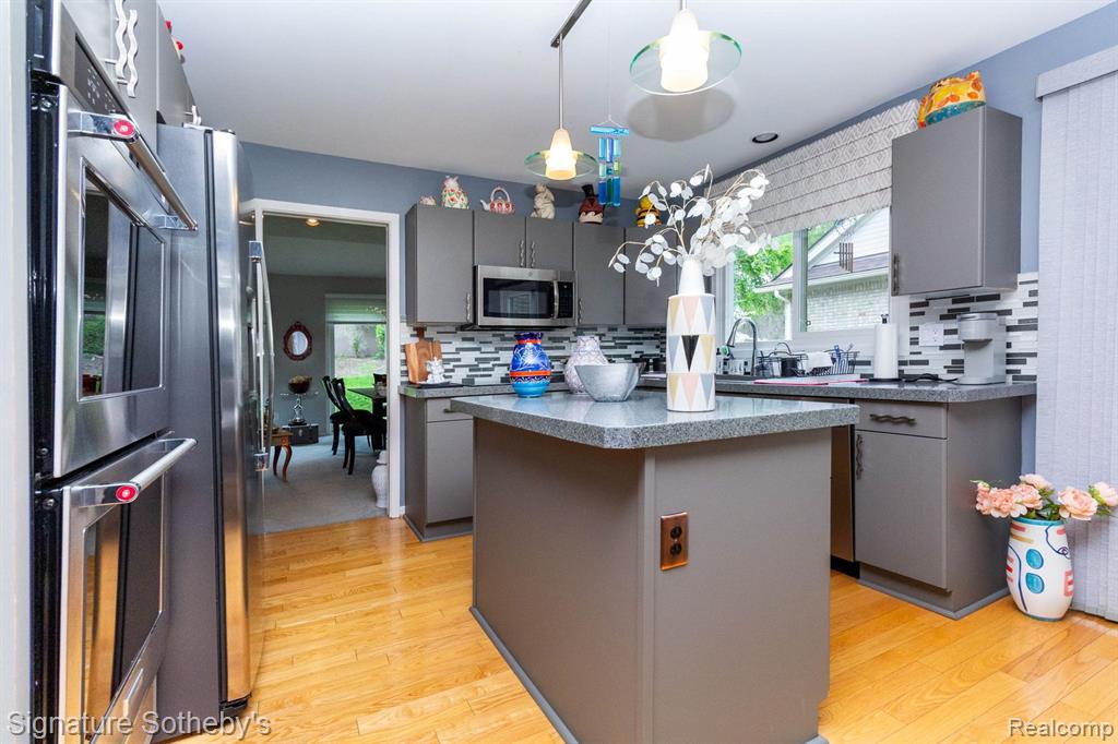 5396 Fairway Court, West Bloomfield, MI 48323 — Photo 15