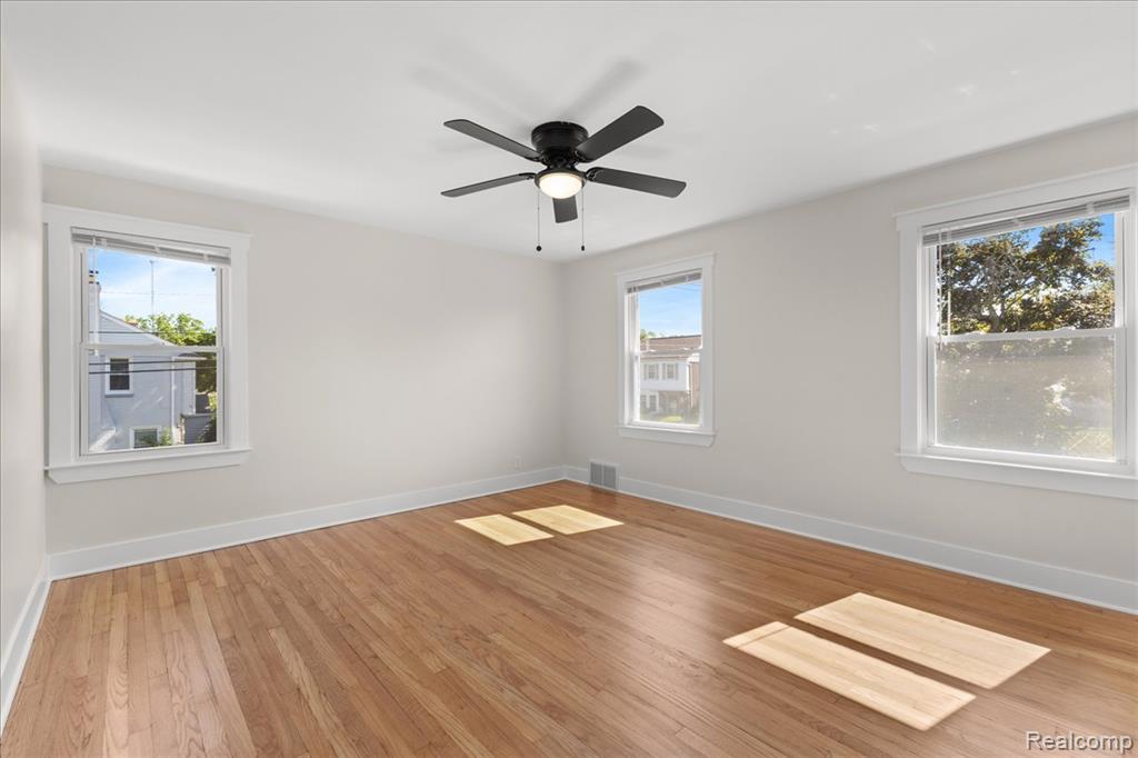19215 Steel Street, Detroit, MI 48235 — Photo 29