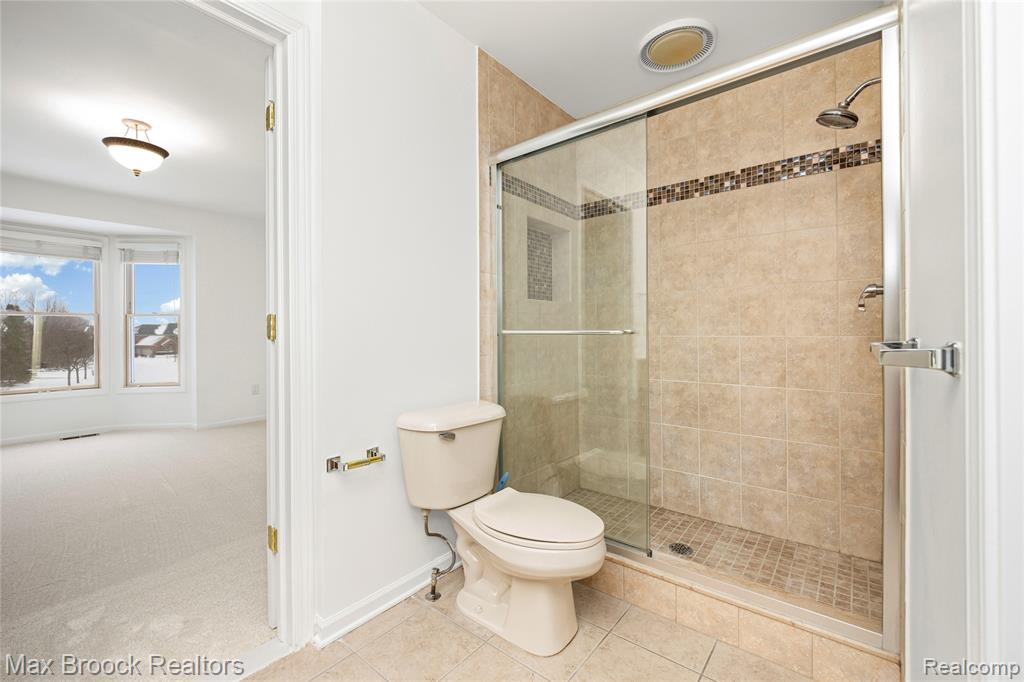 6901 Reed Court, West Bloomfield, MI — Photo 39
