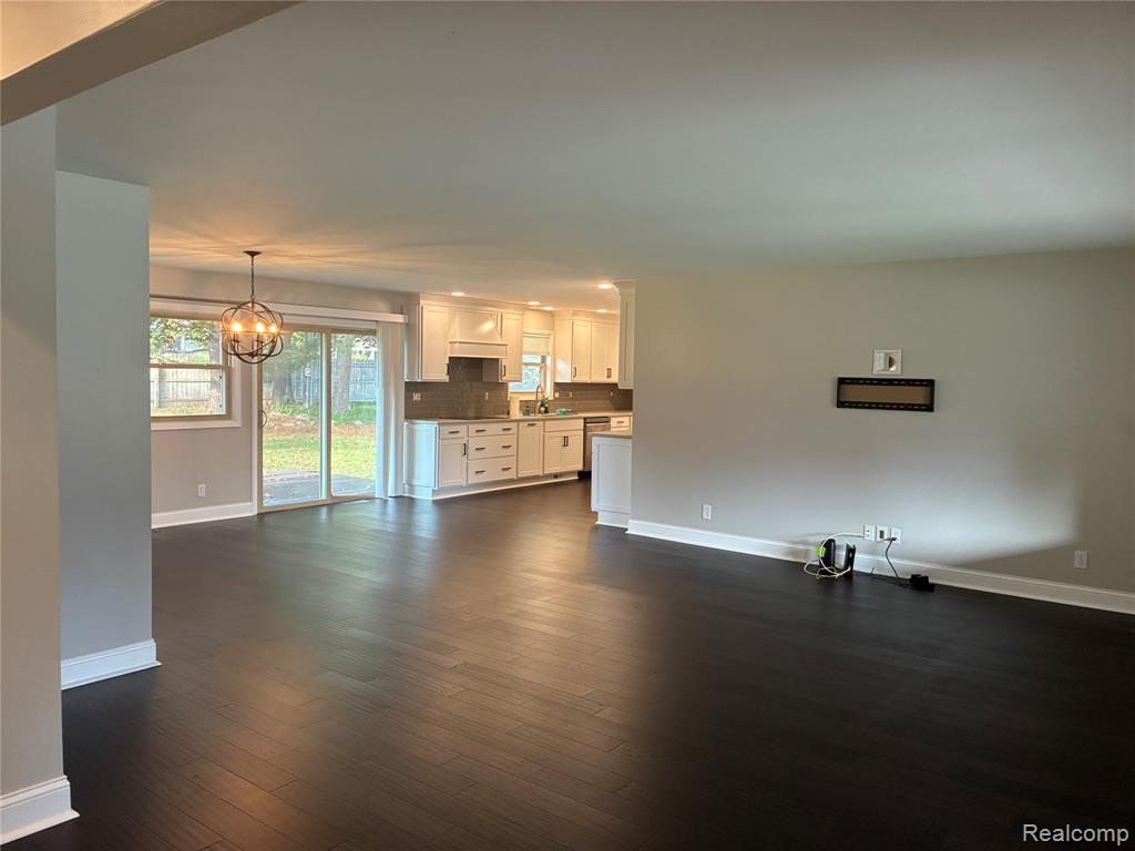116 Surrey Road, Saint Louis, MI 48880 — Photo 9