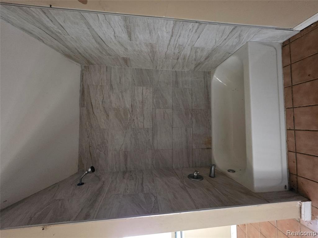 16444 Edmore Drive, Detroit, MI 48205 — Photo 40