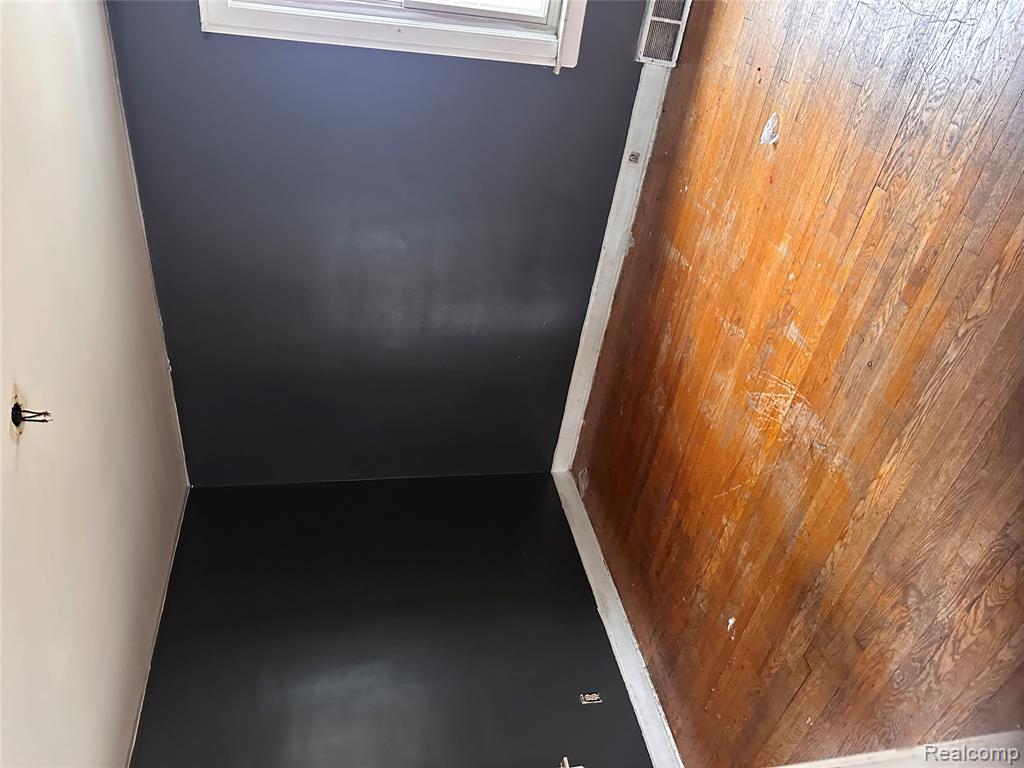 15041 Lesure Street, Detroit, MI 48227 — Photo 8