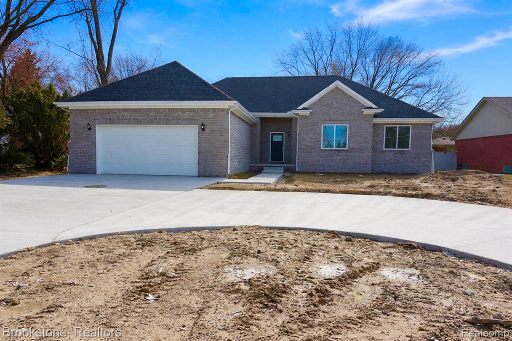 37116 Moravian Drive, Clinton Twp, MI 48036