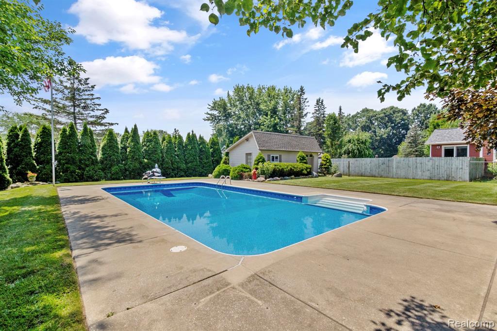 8400 Oak Shade Court, Davison, MI 48423 — Photo 43