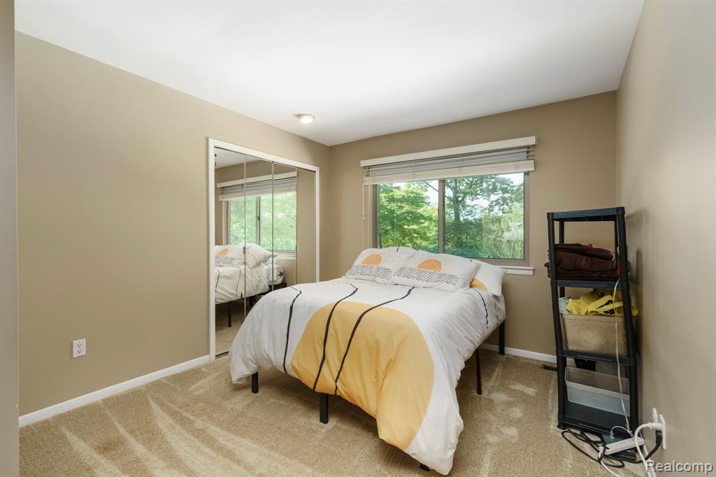 5156 Chestershire Court, West Bloomfield, MI — Photo 30