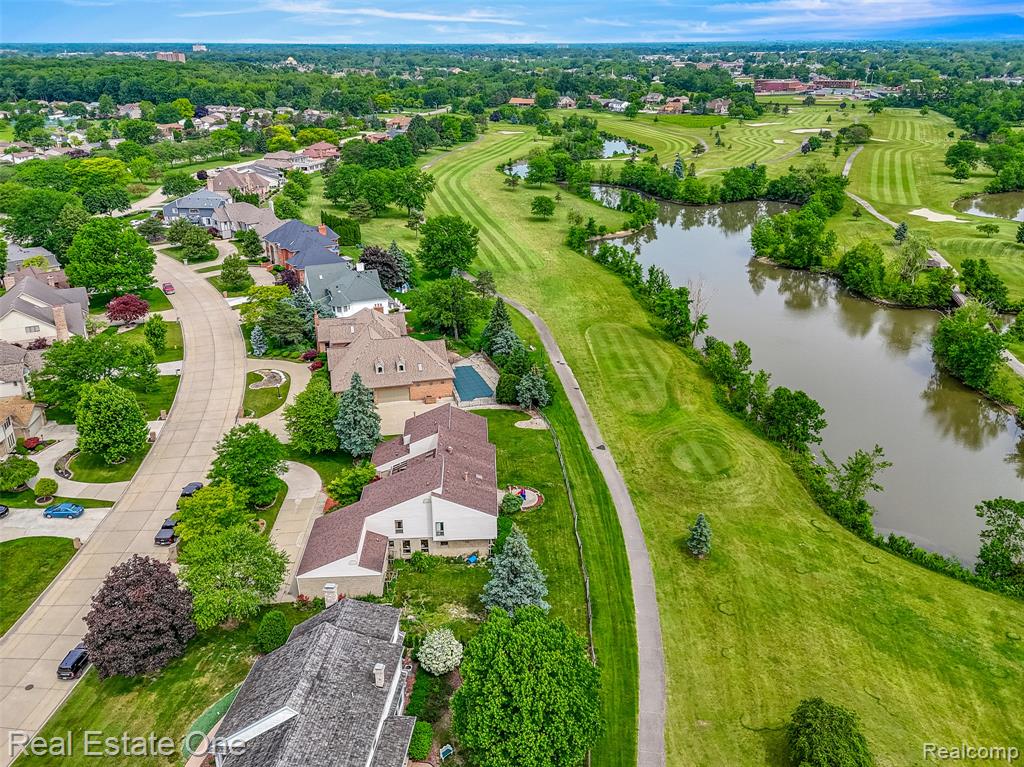 18191 Country Club Circle, Riverview, MI 48193 — Photo 3