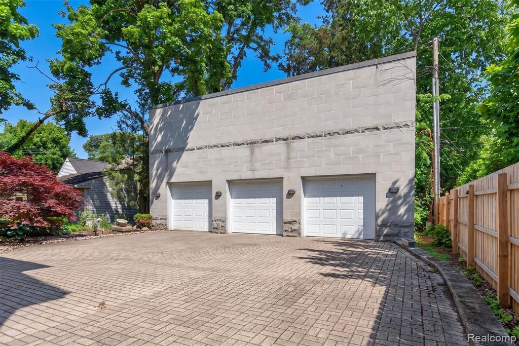 750 Hazelwood Street, Birmingham, MI 48009 — Photo 61