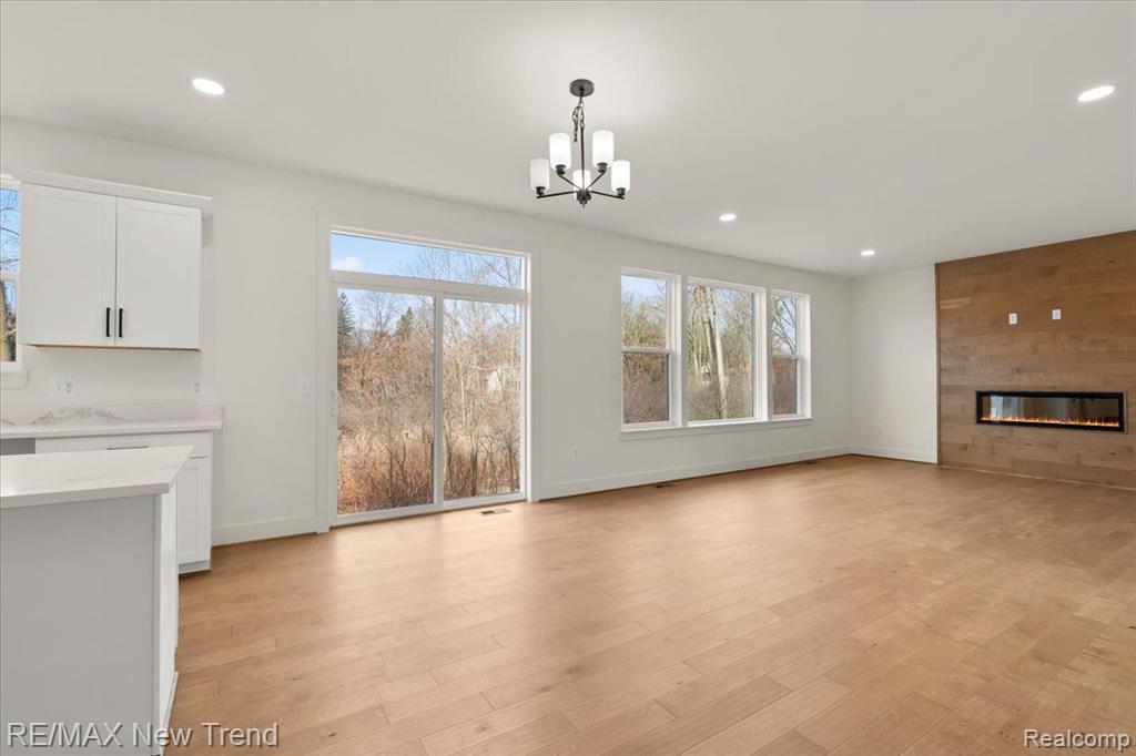 6514 CAMBRIDGE Circle, Clarkston, MI — Photo 10