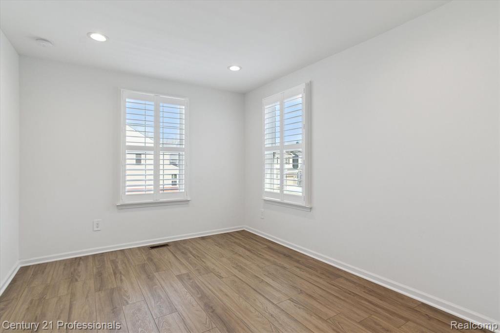 2843 DILLON Drive, Ann Arbor, MI 48105 — Photo 36