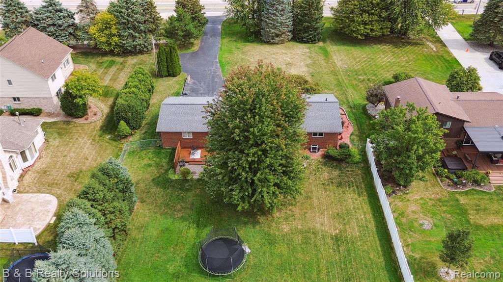 54675 Romeo Plank Road, Macomb, MI 48042 — Photo 48