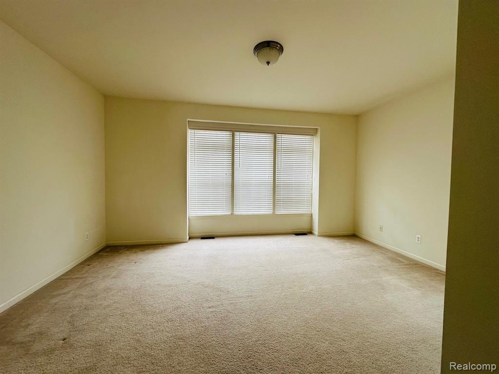 7217 GATEWAY Drive, West Bloomfield, MI — Photo 10