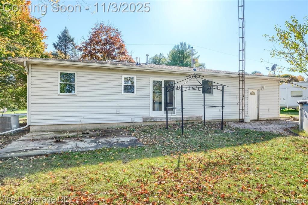 9298 Hilda Lane, Flushing, MI 48433 — Photo 26