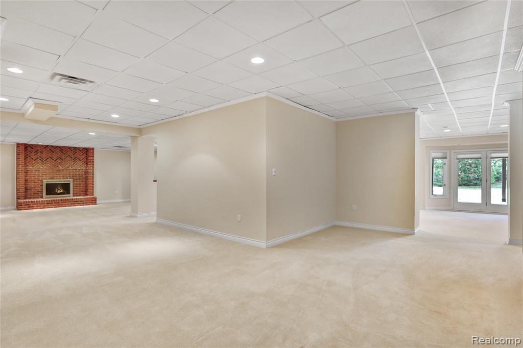5826 Murfield Drive, Rochester, MI 48306 — Photo 55