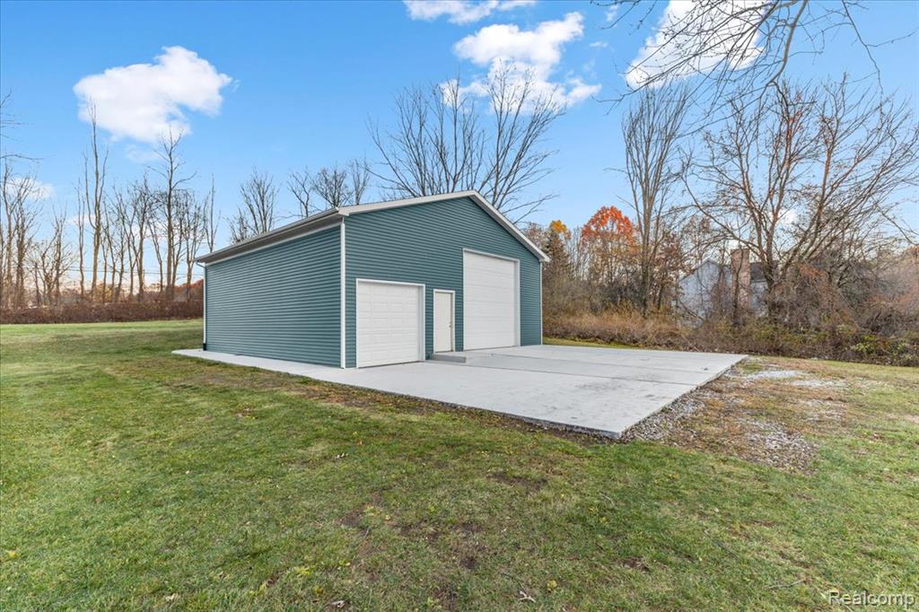 9240 Allen Road, Clarkston, MI 48348 — Photo 4