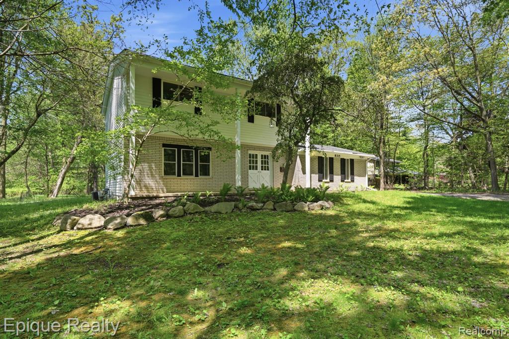 8315 Reese Road, Clarkston, MI 48348 — Photo 2