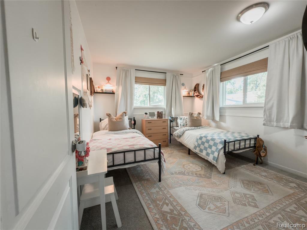 3965 Midland Road E, Waterford, MI 48329 — Photo 18