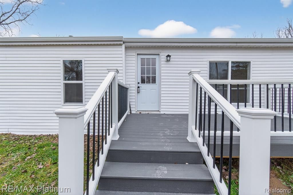 15313 Livermore Road, Pinckney, MI 48169 — Photo 2
