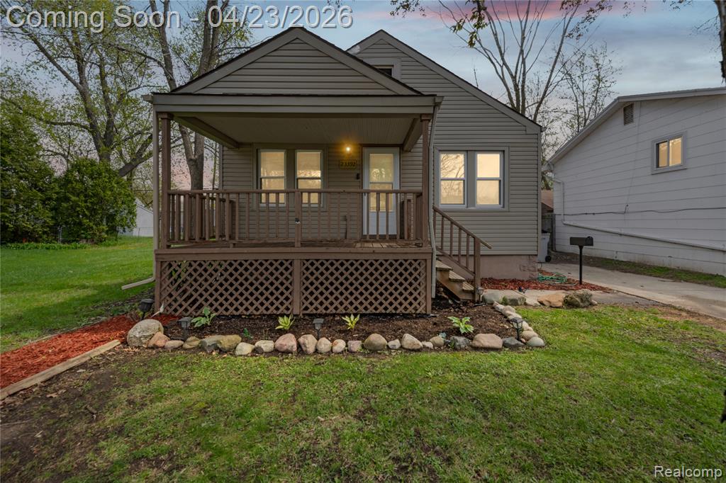 23392 Cayuga Avenue, Hazel Park, MI 48030 — front exterior