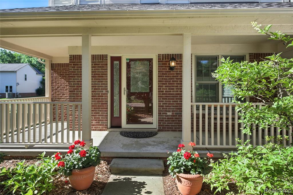43011 Brookstone Drive, Novi, MI 48377 — Photo 47